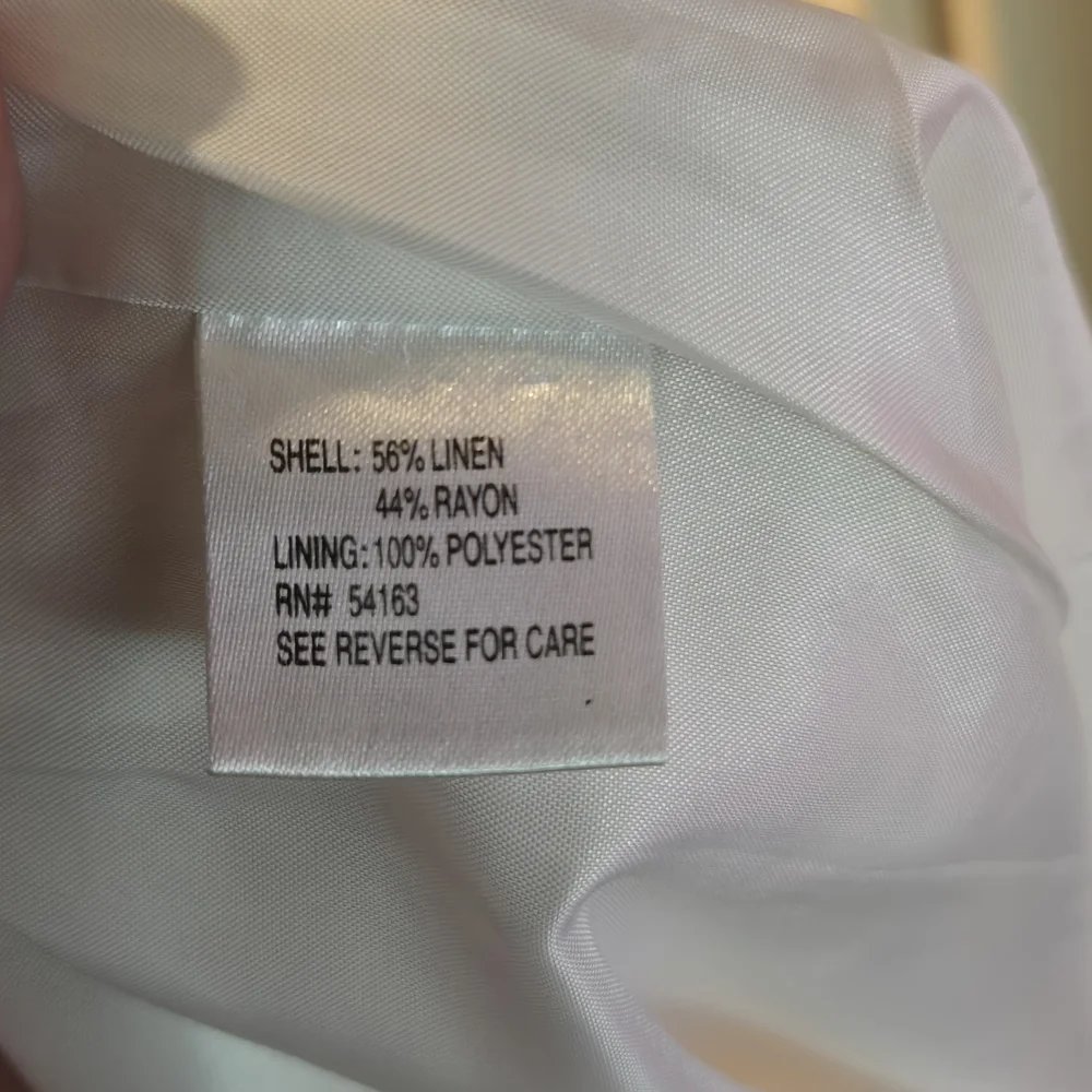 Calvin Klein Elegant White Pencil Skirt - Picture 3 of 4